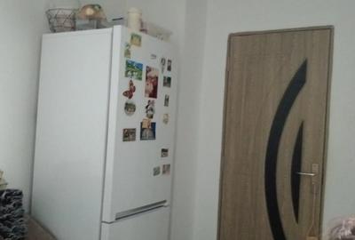 Inchiriez garsoniera ,Pa?cani,strada sportului, G2,apartament 30,mobilata complet,52 M2,foarte curat - 1