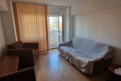 Apartament 3 camere semidecomandat cu 2 grupuri sanitare - 1