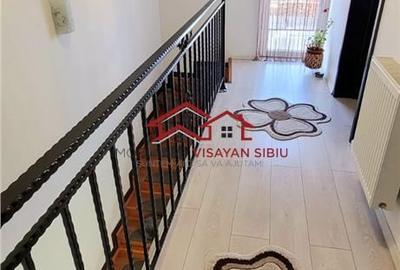Casă cu 3 camere decomandat cu Canalizare în Central - 10