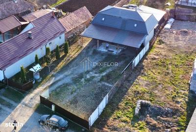 Casă cu 2 camere cu Canalizare în Valea - 2