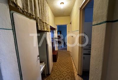 Apartament cu 3 camere si balcon etaj 3 Mihai Viteazu Sibiu - 4