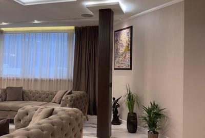 Penthouse futurist situat in Mamaia Nord - 10