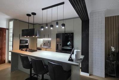 Casă cu Teren 1500 Mp în Central - 2