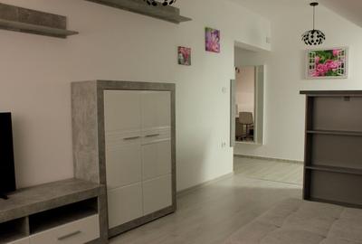Proprietar inchiriere apartament dragut 2 camere in vila Aurora