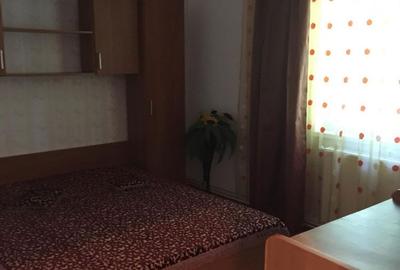 Apartament cu 2 camere decomandat în Independenței - 2