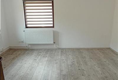 Casa singura curte P+M zona Basarab metrou 9'