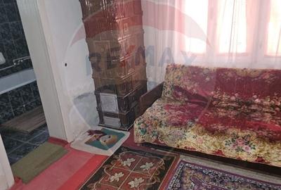 Casă cu 5 camere cu Teren 1958 Mp în Central - 10