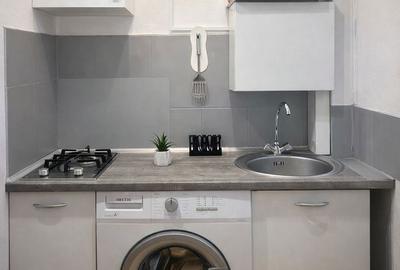 Garsonieră, mobilată în 7 Noiembrie - 2