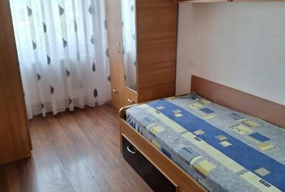 Proprietar. 3 decomandate. 57 mp. Bacau .str Bucegi 117. Prer 50000 euro - 2