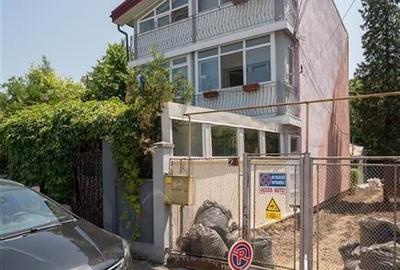 Vila deosebita de vanzare, Strada Otilia Cazimir, Iasi - 1