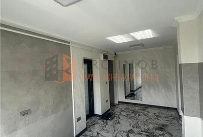 Apartament cu 3 camere semidecomandat în 1 Decembrie - 4