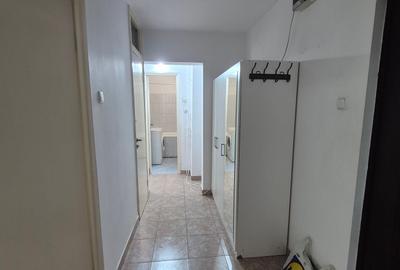 Apartament cu 2 camere decomandat, mobilat în Apărătorii Patriei - 9
