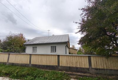 Casă cu 2 camere cu Teren 3000 Mp în Pădureni - 3