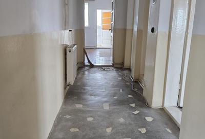 Apartament cu 4 camere decomandat în Central - 8
