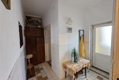 Apartament cu 2 camere decomandat în Calea Călărașilor - 6