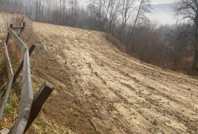 Teren de 2000 mp, în Central - 1