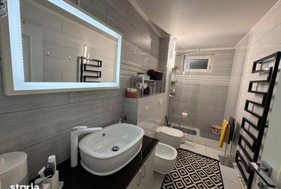 Apartament cu 3 camere în Central - 3