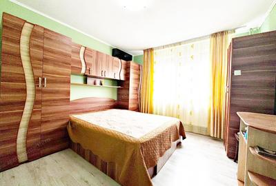 Apartament cu 3 camere decomandat în Micro 20 - 3