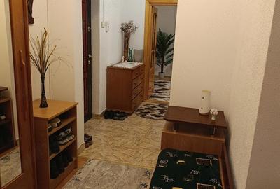 Apartament cu 3 camere decomandat în Central - 3