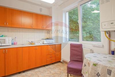 CENTRAL - Cladire birouri DE INCHIRIAT - 21