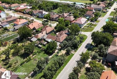 Casa 4 camere in Ineu str.Octavian Goga, teren 1079 mp pe col? - 12