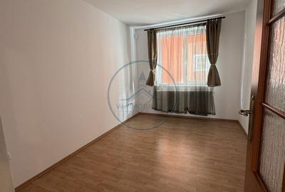 Casă cu 4 camere în Calea Moldovei - 8