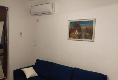 Inchiriez garsoniera Crinului, Rosu - 1