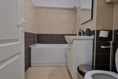 Apartament cu 3 camere semidecomandat, mobilat în Tomis Nord - 8