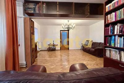 Parcul Carol-Eroii Revolutiei 5Min Metrou Bloc Izolat Centrala Proprie Parcul Carol-Eroii Revolutiei 5Min Metrou Bloc Izolat Centrala Proprie - 3