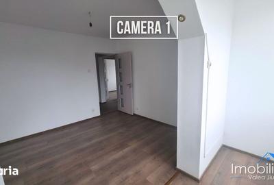 Apartament cu 3 camere decomandat în Central - 8