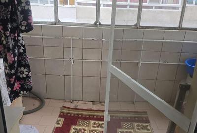 Apartament cu 4 camere decomandat în Apollo - 17