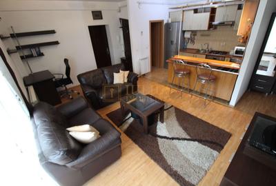 Apartament cu 2 camere semidecomandat, mobilat în Complex Studențesc