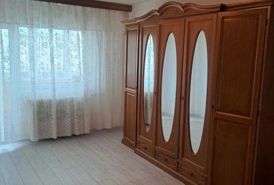 Apartament cu 2 camere decomandat în Titan - 2