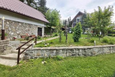 Vanzare Casa Pensiune mare superba la munte Cheia Prahova langa padure totul impecabil 1905 mp teren - 1