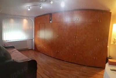 Proprietar, vand apartament 3 camere Arad Alfa - 1