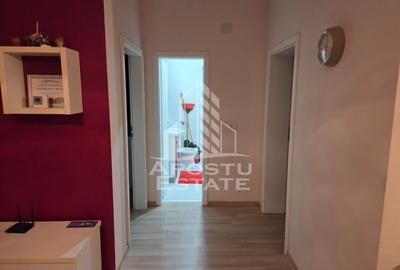 Apartament cu 3 camere semidecomandat, mobilat în Giroc - 2