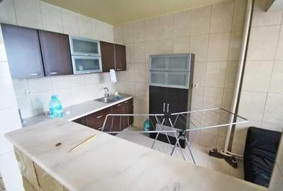 Casă cu 10 camere cu Teren 450 Mp în Stadion - 3