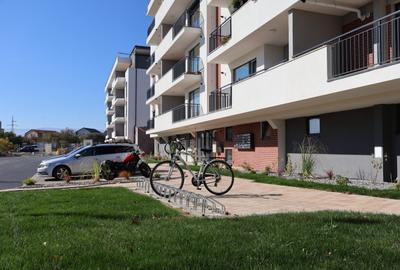 Apartament cu 3 camere decomandat în Turnișor