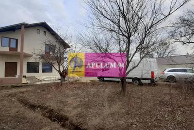 Casă cu Teren 433 Mp în 1 Decembrie - 4