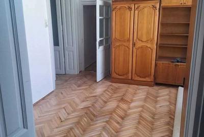 Casă cu 4 camere în Gruia - 1