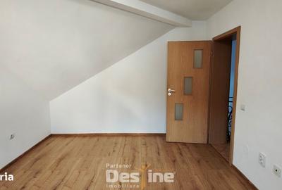 Casă cu 3 camere în Noua - 2