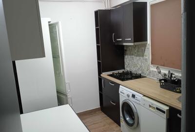 Apartament cu 2 camere decomandat în Eroii Revoluției - 2