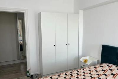 Apartament cu 3 camere decomandat în Tractorul - 6