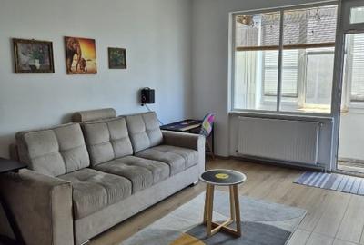 Apartament cu 2 camere și balcon