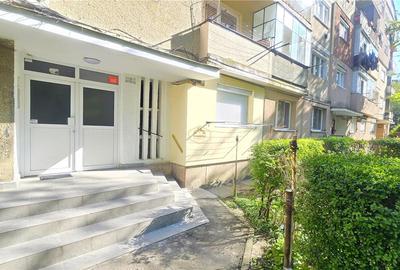 Garsonieră decomandată, mobilată în Micro 14 - 14