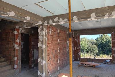 Casă cu 4 camere cu Teren 400 Mp în Bârnova - 6