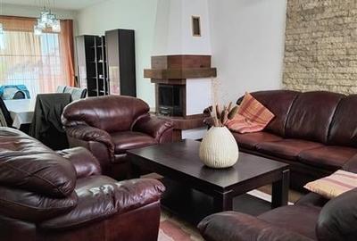 Vila deosebita cu spatiu de curte, situata in cartierul Florilor, Brasov - 4