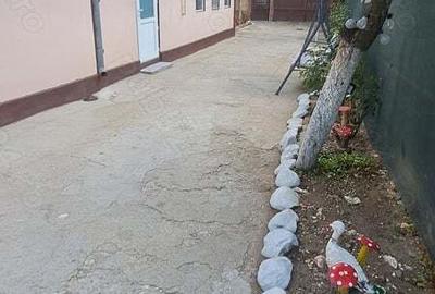 Casă cu 5 camere cu Teren 820 Mp în Central - 2