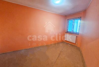 Apartament cu 2 camere decomandat în Micro 13 - 5