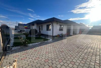 Casă cu 4 camere cu Teren 900 Mp în Sâncraiu de Mureș